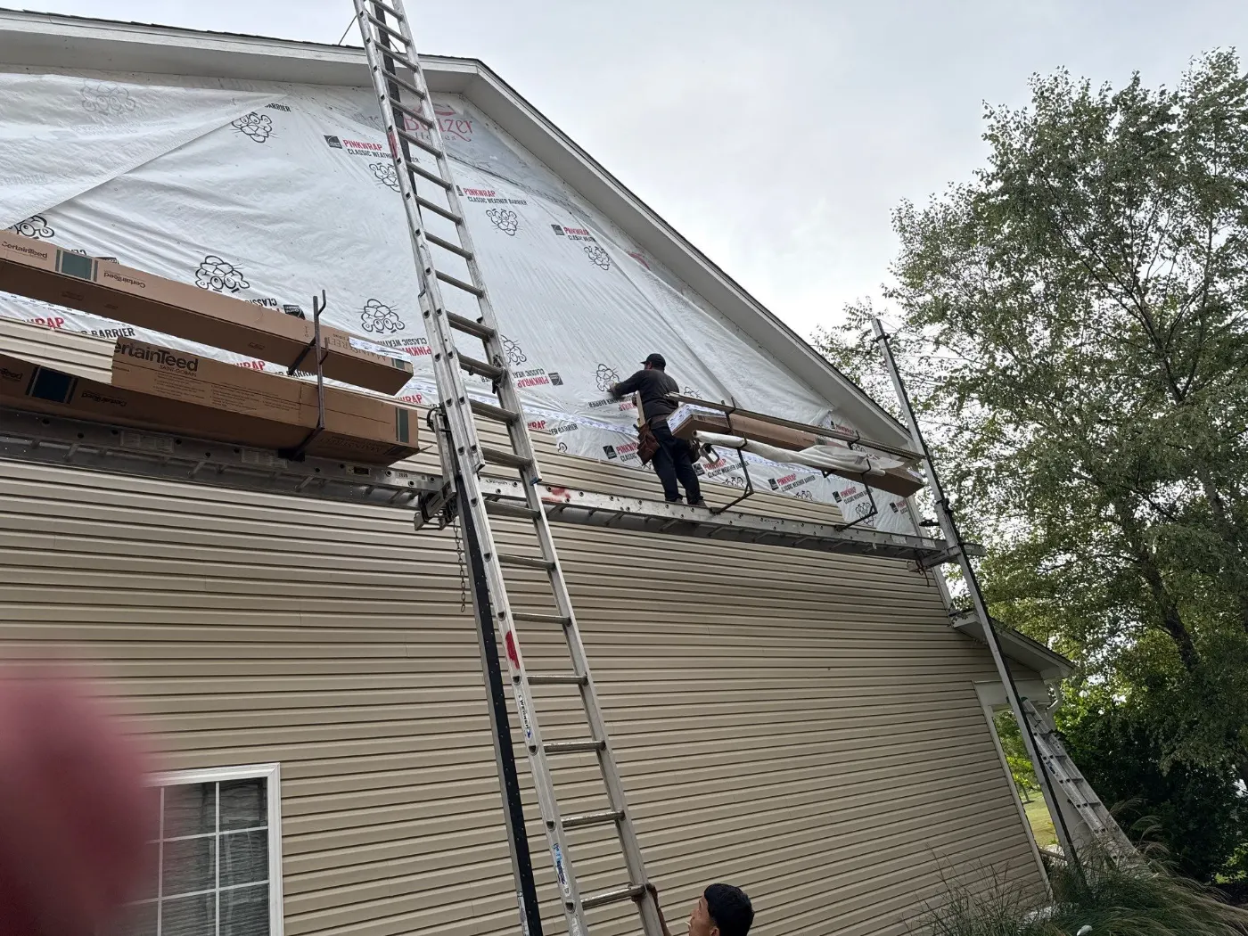 Manufacturer-certified roof installation in East Harbour
